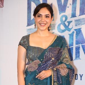Ritu Varma Looks Elegant in Teal Embroidered Saree at Red Carpet Event