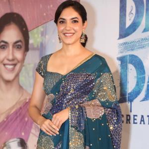 Ritu Varma Looks Elegant in Teal Embroidered Saree at Red Carpet Event