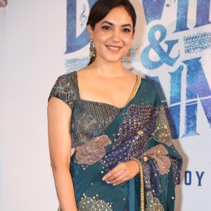 Ritu Varma Looks Elegant in Teal Embroidered Saree at Red Carpet Event