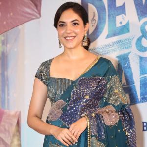 Ritu Varma Looks Elegant in Teal Embroidered Saree at Red Carpet Event