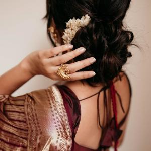 Actress Dushara Vijayan Looks Elegant in Silk Saree | Traditional South Indian Fashion