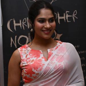 Actress Swasika Vijay Looks Graceful in White Floral Saree