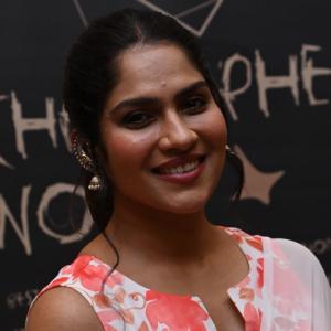 Actress Swasika Vijay Looks Graceful in White Floral Saree