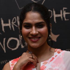 Actress Swasika Vijay Looks Graceful in White Floral Saree