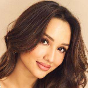 Actress Akanksha Sharma Looks Radiant in Cream Polka Dot Saree