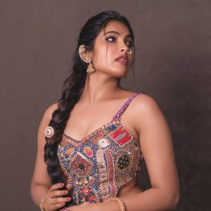 Divi Vadthya Stuns in Traditional Embroidered Outfit with Bold Ethnic Look