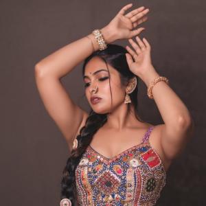 Divi Vadthya Stuns in Traditional Embroidered Outfit with Bold Ethnic Look