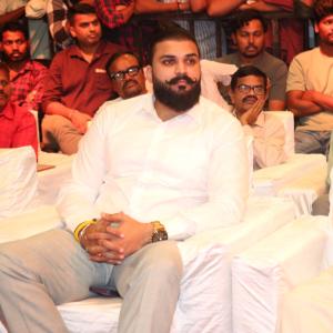 Kannappa Pre-Release Event: Vishnu Manchu, Prabhas, Mohan Babu Celebrate Spiritual Epic