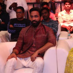 Kannappa Pre-Release Event: Vishnu Manchu, Prabhas, Mohan Babu Celebrate Spiritual Epic