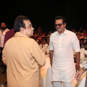 Kannappa Pre-Release Event: Vishnu Manchu, Prabhas, Mohan Babu Celebrate Spiritual Epic