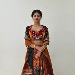 Abhignya Vuthaluru Radiates Elegance in Traditional Lehenga at Cultural Event Appearance