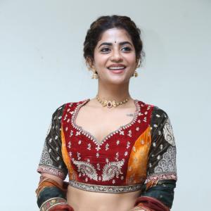Abhignya Vuthaluru Radiates Elegance in Traditional Lehenga at Cultural Event Appearance