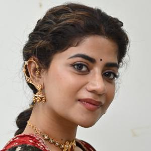 Abhignya Vuthaluru Radiates Elegance in Traditional Lehenga at Cultural Event Appearance