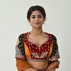 Abhignya Vuthaluru Radiates Elegance in Traditional Lehenga at Cultural Event Appearance
