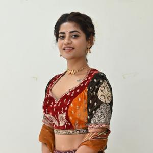 Abhignya Vuthaluru Radiates Elegance in Traditional Lehenga at Cultural Event Appearance