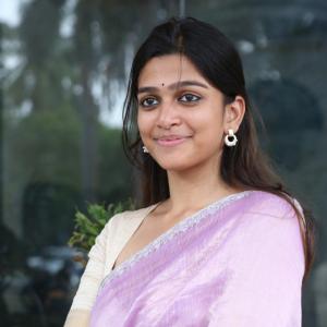 Actress Ananthika Looks Elegant  with Silver Jewelry - Traditional Indian Fashion