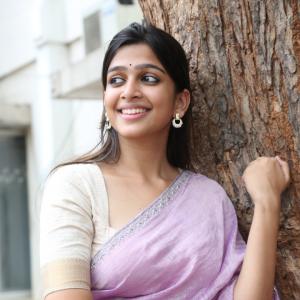 Actress Ananthika Looks Elegant  with Silver Jewelry - Traditional Indian Fashion