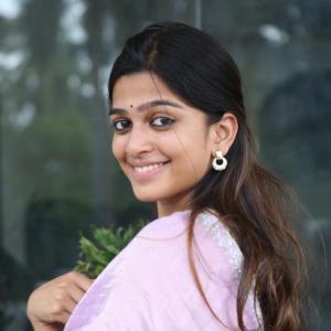 Actress Ananthika Looks Elegant  with Silver Jewelry - Traditional Indian Fashion