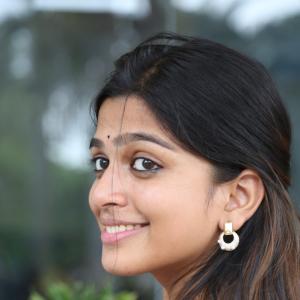 Actress Ananthika Looks Elegant  with Silver Jewelry - Traditional Indian Fashion