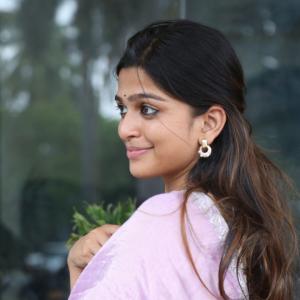 Actress Ananthika Looks Elegant  with Silver Jewelry - Traditional Indian Fashion