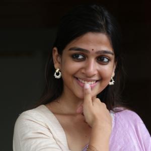 Actress Ananthika Looks Elegant  with Silver Jewelry - Traditional Indian Fashion