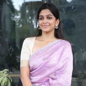 Actress Ananthika Looks Elegant  with Silver Jewelry - Traditional Indian Fashion