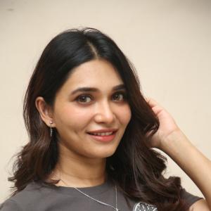 Actress Jennifer Emmanuel: Stylish Crop Top & Bold Statement Look