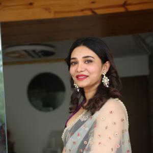 Actress Jennifer in Elegant Traditional Saree - Stunning Look with Floral Embroidery