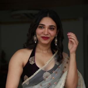 Actress Jennifer in Elegant Traditional Saree - Stunning Look with Floral Embroidery