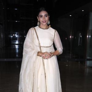 Saptami Gowda Stunning in Ethnic Outfit – Traditional Jewelry and Elegant Look