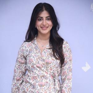 Swetha Looks Refreshing in Floral Printed Co-Ord Set