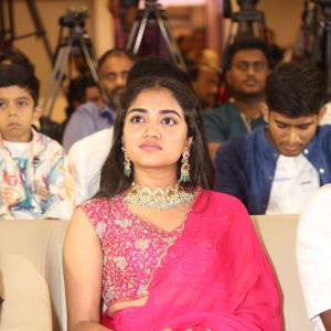 Malavika Manoj in Traditional Pink Outfit – Elegant Jewelry & Graceful Style