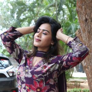 Preeti Sunder Elegant Floral Purple Outfit with Traditional Jewelry