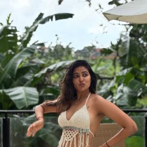 Divi  in Crochet Top and Green Skirt | Stunning Outdoor Look