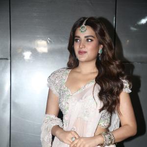 Nidhi Agerwal's Elegant Look in a Light Pink Lehenga Choli