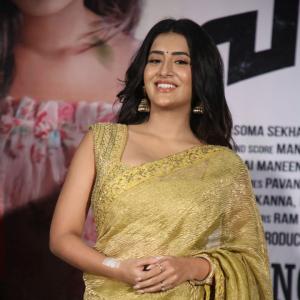 Rashi Singh in an Elegant Yellow Saree with Traditional Accessories | Stylish Fashion