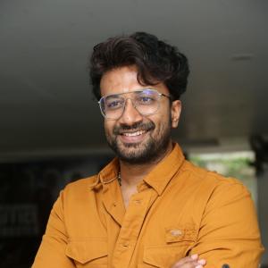 Satyadev’s Latest Stunning Photos – The Charismatic Telugu Star