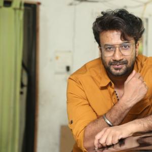 Satyadev’s Latest Stunning Photos – The Charismatic Telugu Star