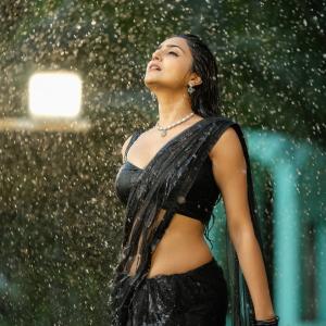 Avanthika Mishra Mesmerizes in Bold Black Saree Photos