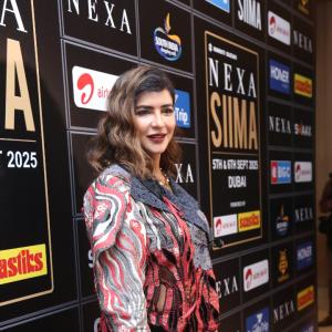 Manchu Lakshmi Graces NEXA SIIMA 2025 Red Carpet in Stunning Outfit