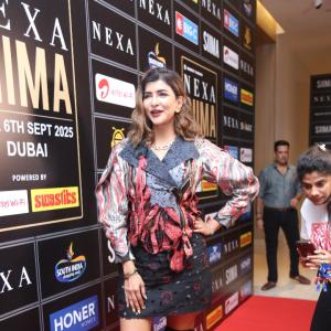 Manchu Lakshmi Graces NEXA SIIMA 2025 Red Carpet in Stunning Outfit
