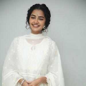 Anupama Parameswaran in Elegant White Ethnic Outfit | Latest Photoshoot
