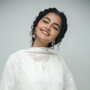 Anupama Parameswaran in Elegant White Ethnic Outfit | Latest Photoshoot