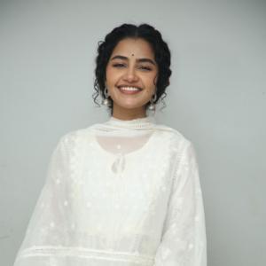 Anupama Parameswaran in Elegant White Ethnic Outfit | Latest Photoshoot