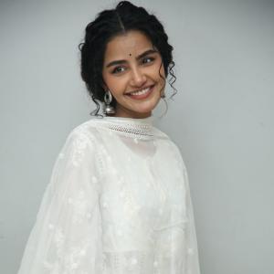 Anupama Parameswaran in Elegant White Ethnic Outfit | Latest Photoshoot