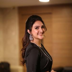 Sridevi Vijaykumar Looks Elegant in Black Saree with Silver Jewelry