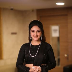 Sridevi Vijaykumar Looks Elegant in Black Saree with Silver Jewelry