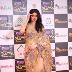 Manasa Varanasi Stuns in a Beautiful Beige Saree at GAMA Awards