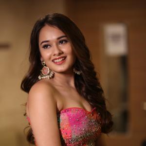 Actress Virti Vaghan Stuns in Colorful Tie-Dye Gown: A Perfect Blend of Elegance and Vibrancy