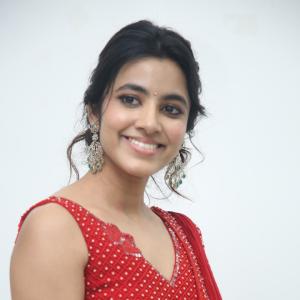 Shivani Nagaram Stuns in Elegant Red Saree with Modern Blouse Design